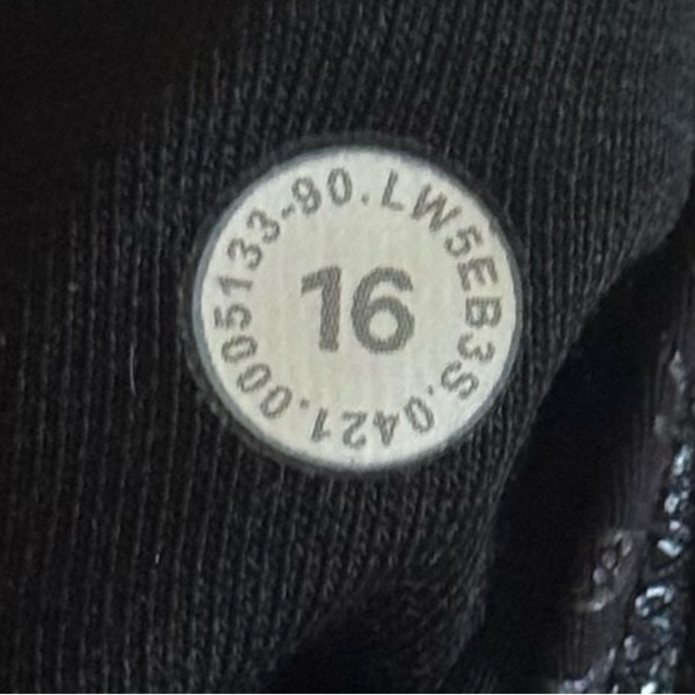 NWOT Lululemon Wunder Train High-Rise Tight 25" *Foil Logo Flourish Black - Picture 4 of 7